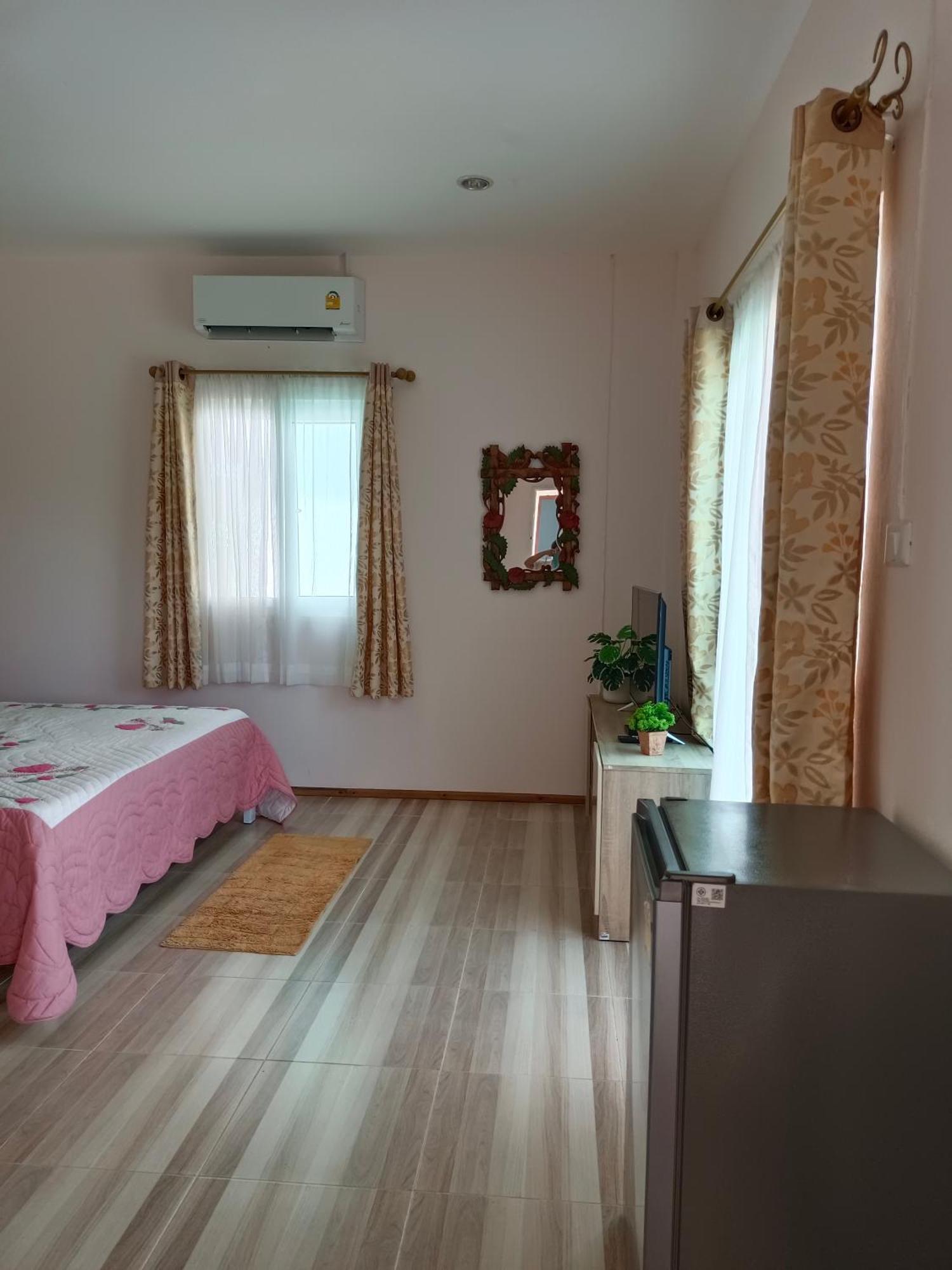 B&N House Appartement Nai Yang Beach Buitenkant foto